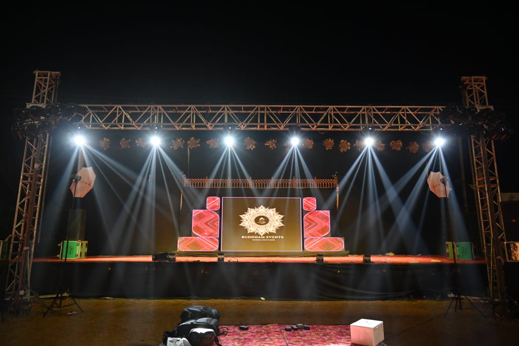 Truss & LED Main Stage Rig
